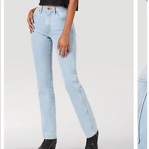 Wrangler Cowboy cut slim jeans in bleach - 5x36